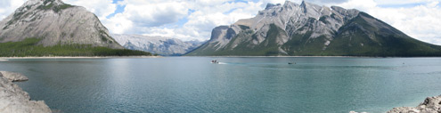 lake_minnewanka