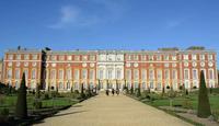 Skip the Line: Hampton Court Palace Entrance Ticket
