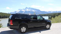 Private SUV Transfer: Banff Hotels to Calgary International Airport