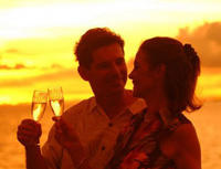 Oahu Casual Sunset Dinner and Show Cruise