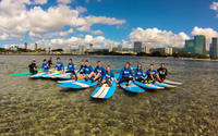 Oahu Surf Lessons: Class and Equipment at Ala Moana Beach with Round-Trip Transport